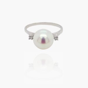 Freshwater Pearl with Dual Diamond Head 18K Gold Ring