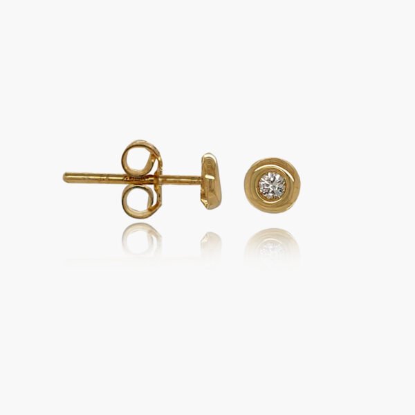 18K Gold 3mm Round Shaped Single Diamond Stud Earrings