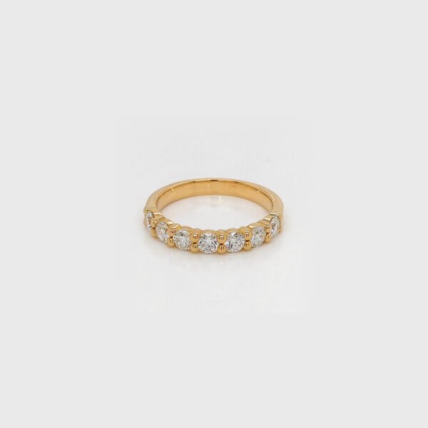 18K Gold Wedding Ring - 7 off Diamonds 1.0ct in 2-Prong Setting - Image 3