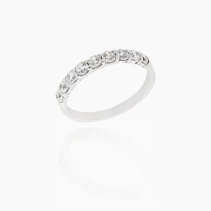 18K Gold Wedding Ring - 9 off Diamonds 0.56ct in 2-Prong Setting