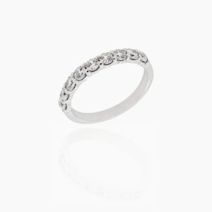 18K Gold Wedding Ring - 9 off Diamonds 0.72ct in 2-Prong Setting
