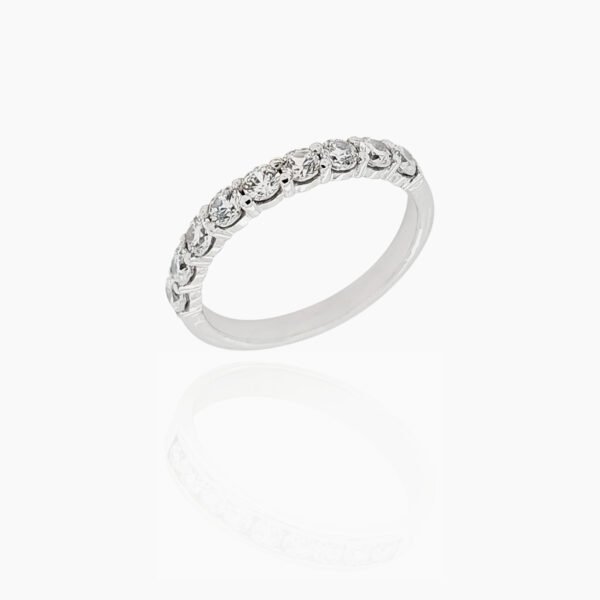 18K Gold Wedding Ring - 9 off Diamonds 0.72ct in 2-Prong Setting