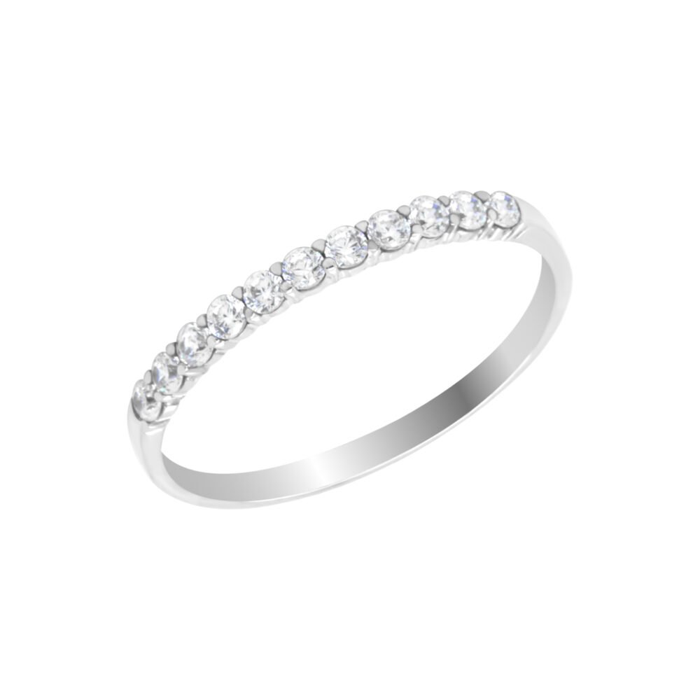 18K Gold Wedding Ring - 11 off Diamonds 0.23ct in 2-Prong Setting