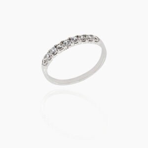 18K Gold Wedding Ring - 9 off Diamonds 0.35ct in 4-Prong Setting