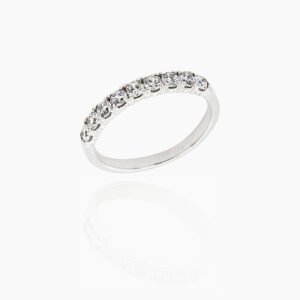 18K Gold Wedding Ring - 9 off Diamonds 0.52ct in 4-Prong Setting