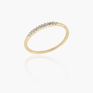 18K Gold Wedding Ring - 11 off Diamonds 0.08ct in 4-Prong Setting