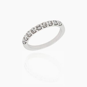 18K Gold Wedding Ring - 9 off Diamonds 0.56ct in Bar Setting