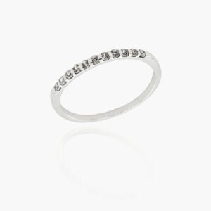 18K Gold Wedding Ring - 11 off Diamonds 0.17ct in Bar Setting